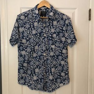 Abercrombie & Fitch Short Sleeve Button Down